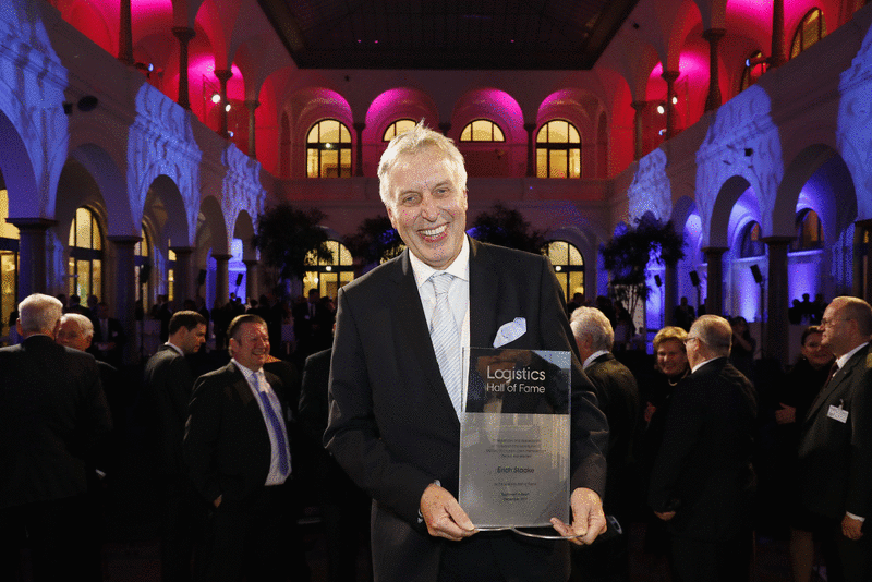 Splendid honour for Erich Staake and Angela Titzrath